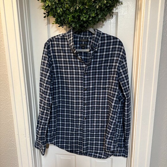 Banana Republic Other - Banana Republic Camden Fit Dark & Light Blue Plaid Men's Button Down-Size Large